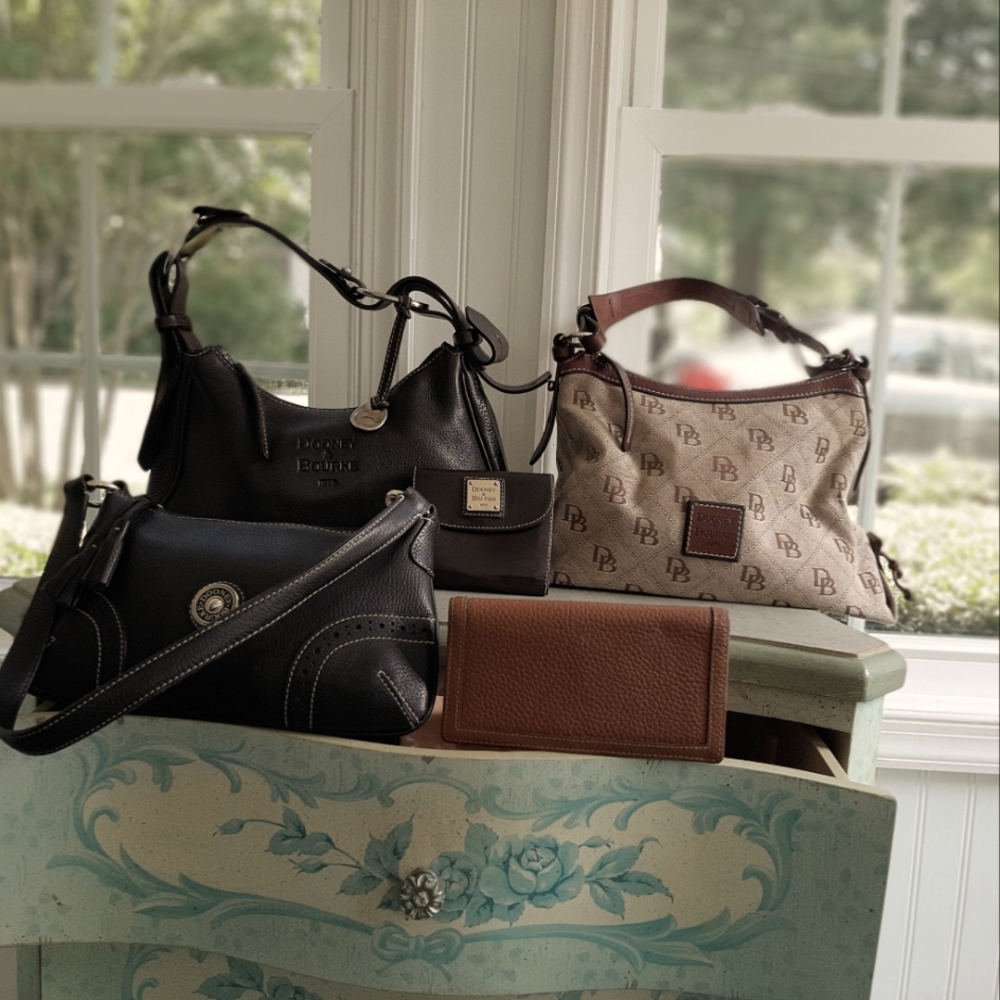 Multiple purses and wallets